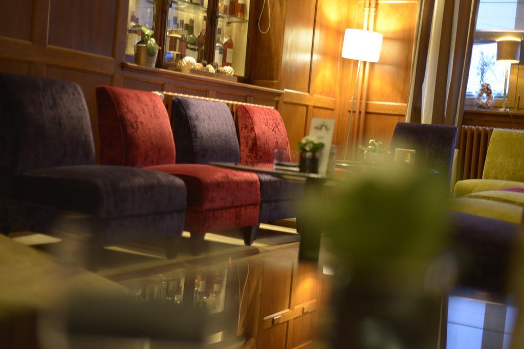Logis Hotel Restaurant Au Boeuf Rouge Niederschaeffolsheim Eksteriør billede