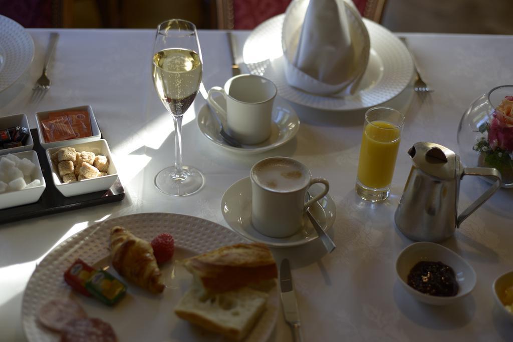Logis Hotel Restaurant Au Boeuf Rouge Niederschaeffolsheim Eksteriør billede