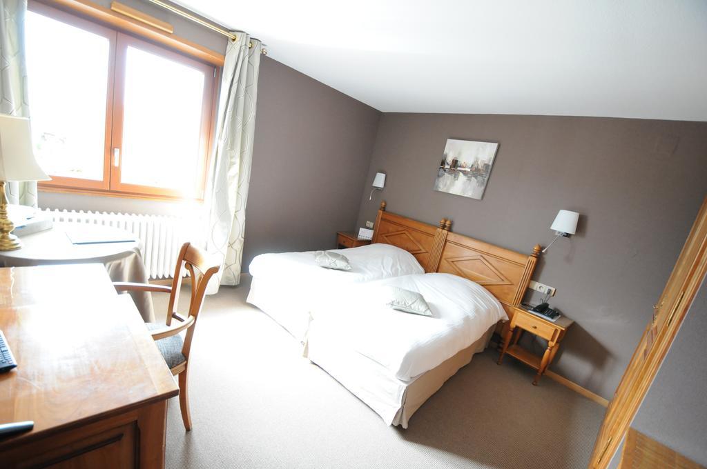 Logis Hotel Restaurant Au Boeuf Rouge Niederschaeffolsheim Eksteriør billede